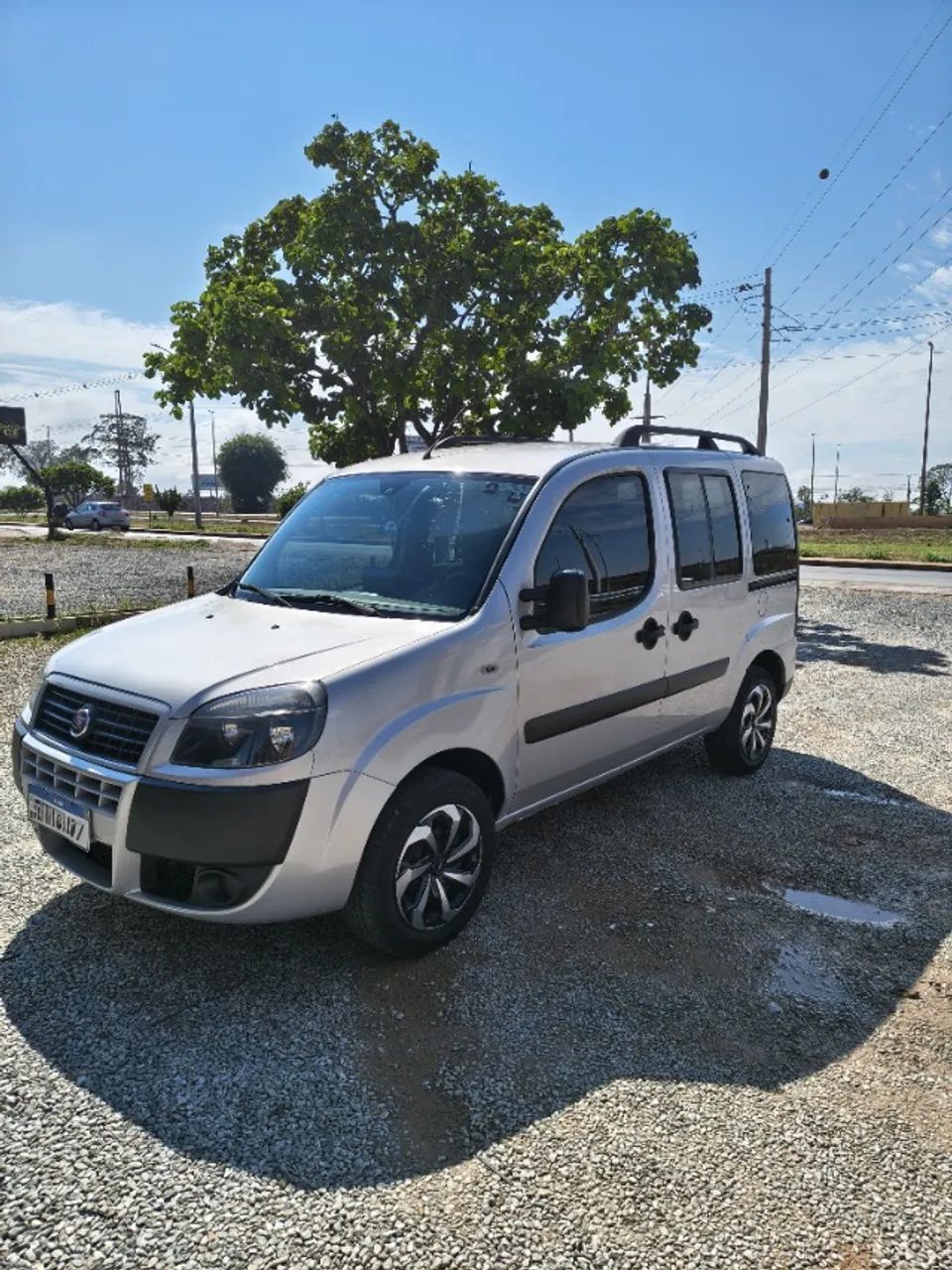 Fiat Doblo ESSENCE 1.8 16V FLEX 2021