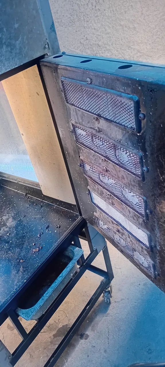 VENDO MAQUINA DE ASSAR FRANGO - Foto 3