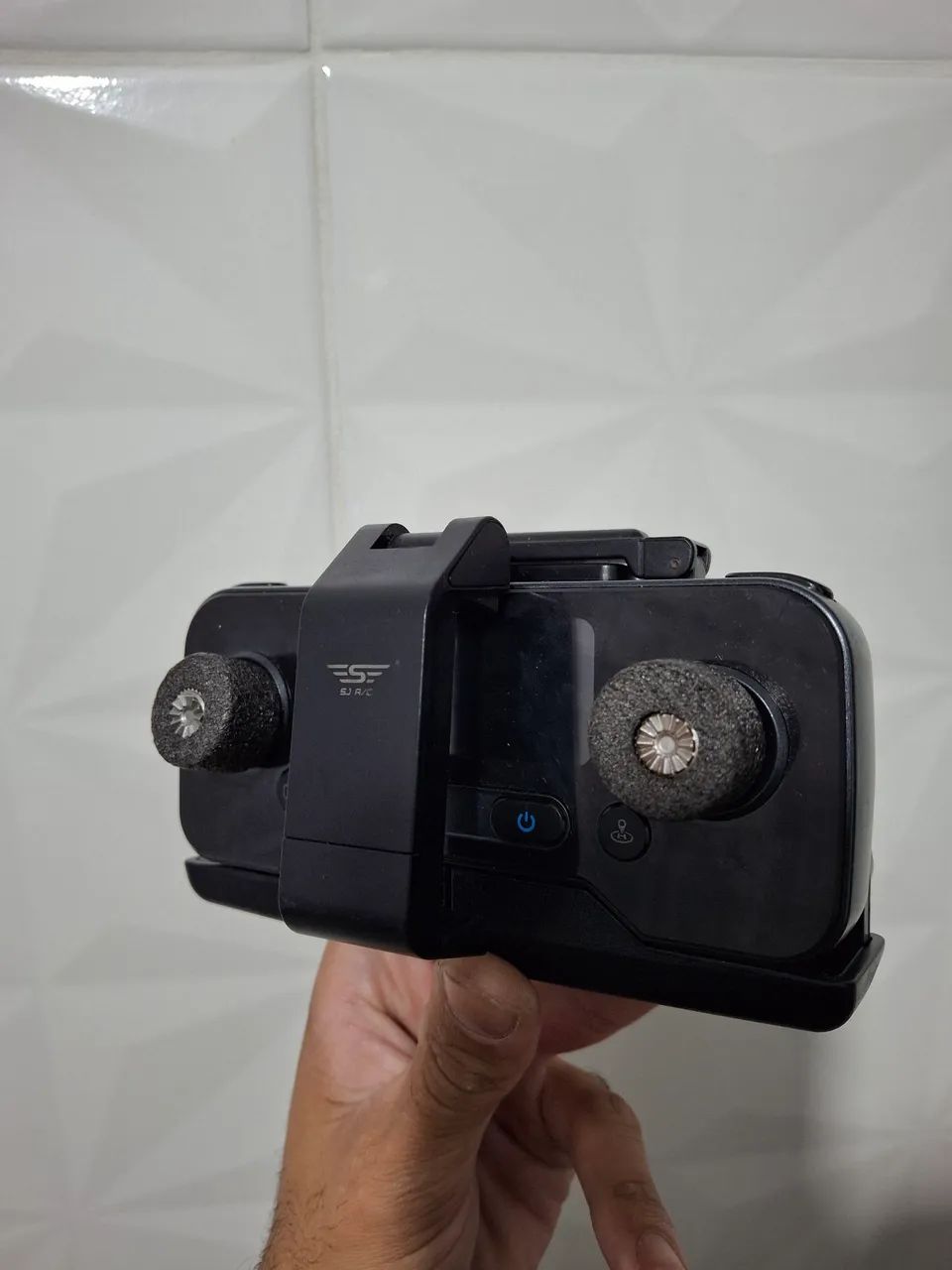 Controle  sjrc f11s 4k pro - Foto 2