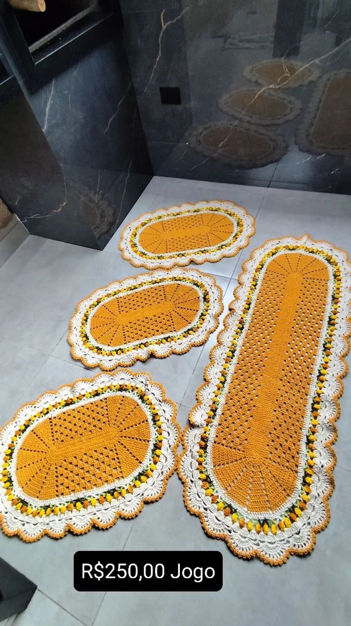 Vendo tapetes de crochê 