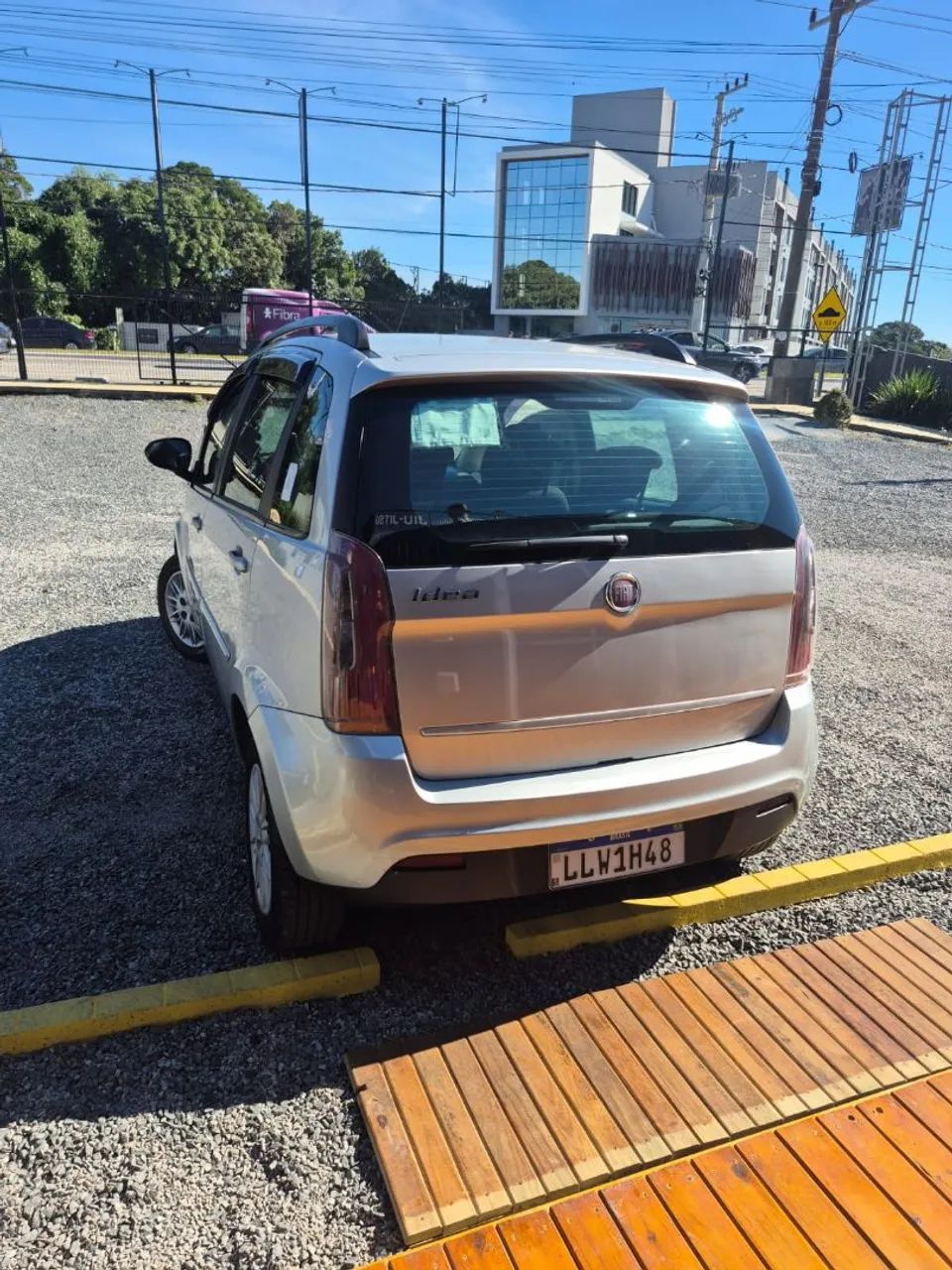 Fiat Idea Attractive 1.4 Fire Flex 8V 5P 2013 - Foto 3