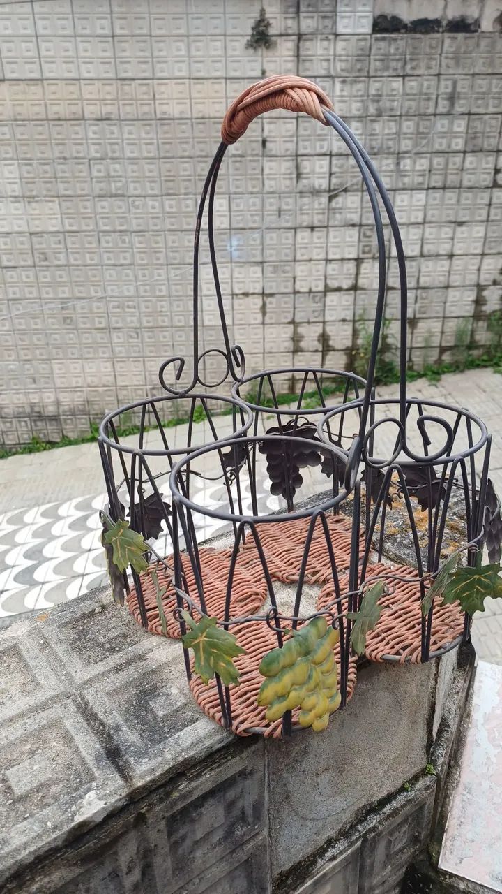 Cesto para garrafas