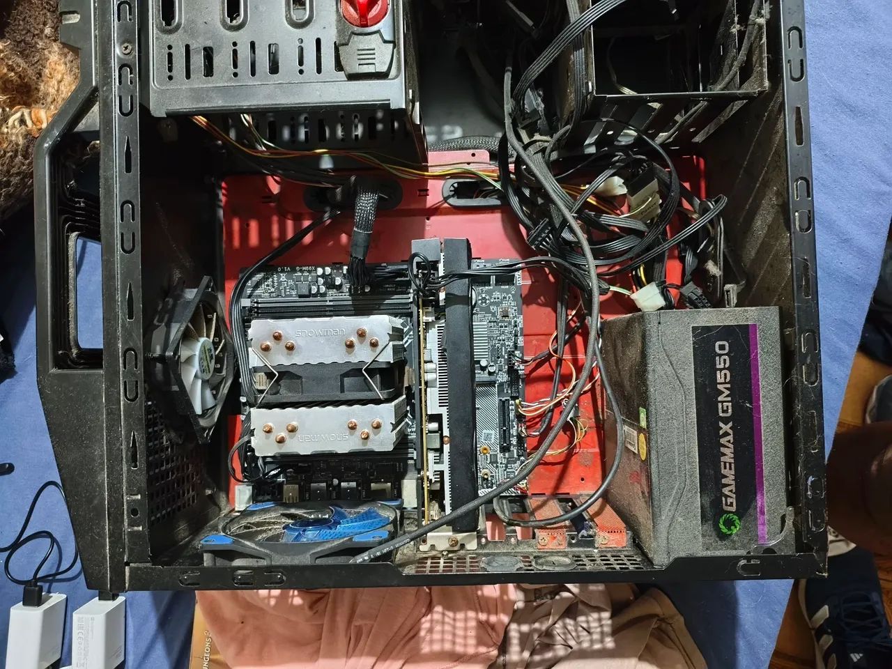 PC xeon e5 2667 com rx 5500 xt sem memoria ram e sem hds - Foto 3