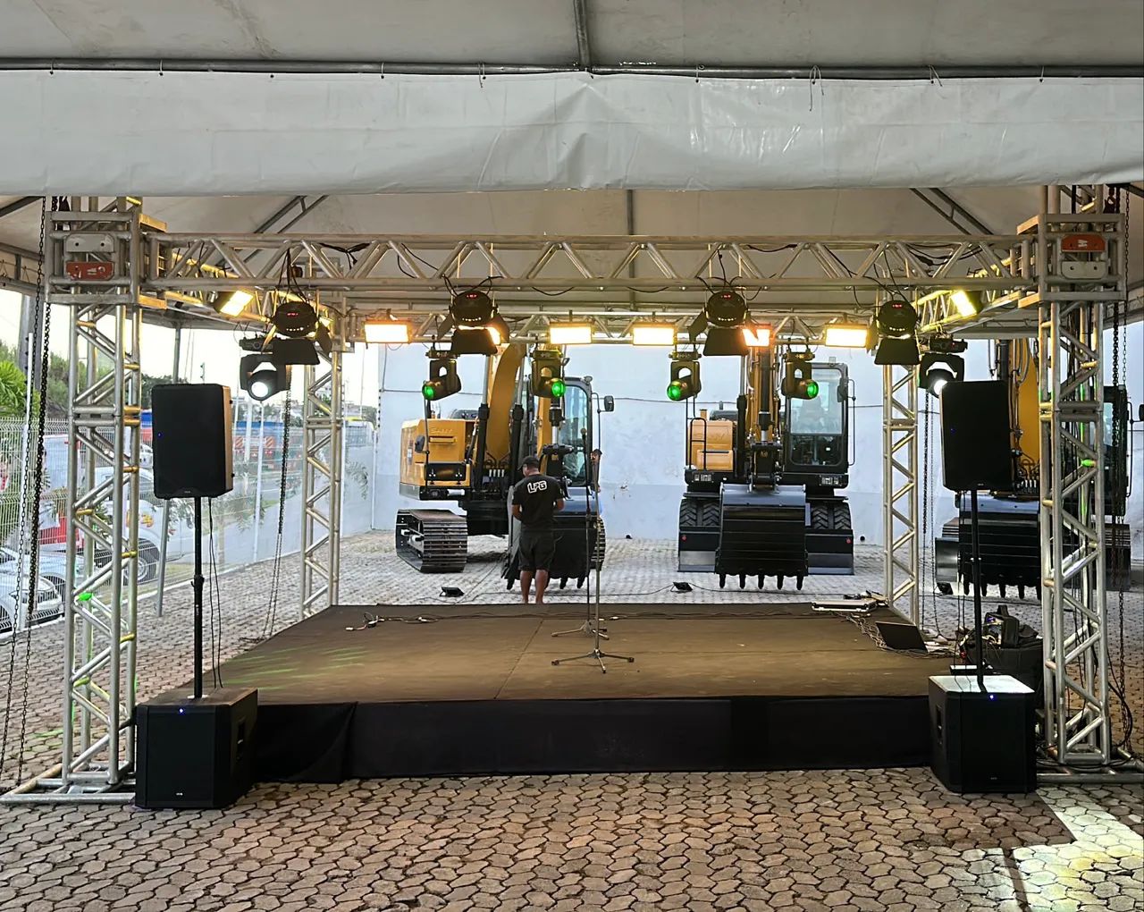 Aluguel de Sonorização e Iluminação para o seu evento - Foto 3