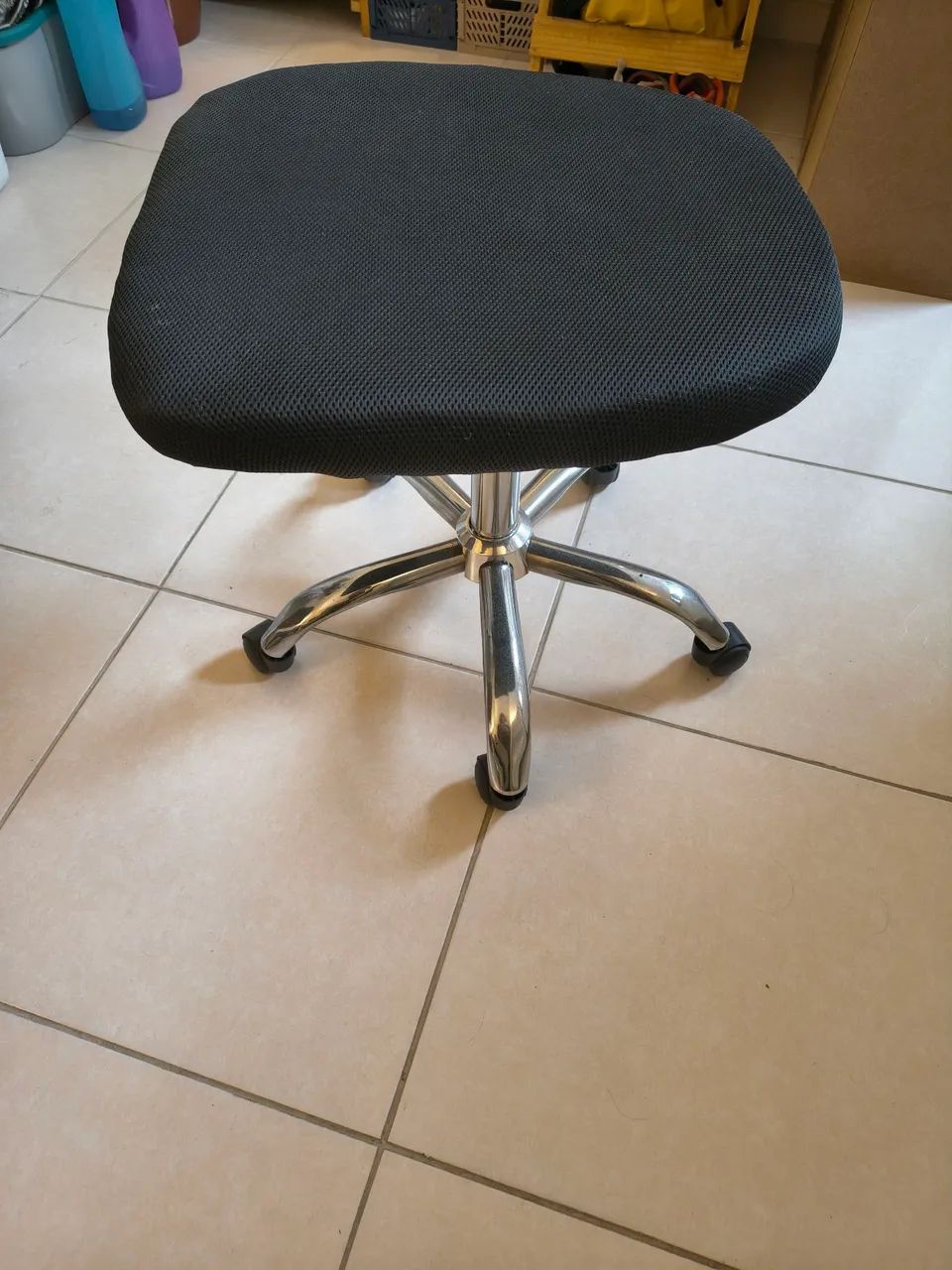 Cadeira sem apoio
