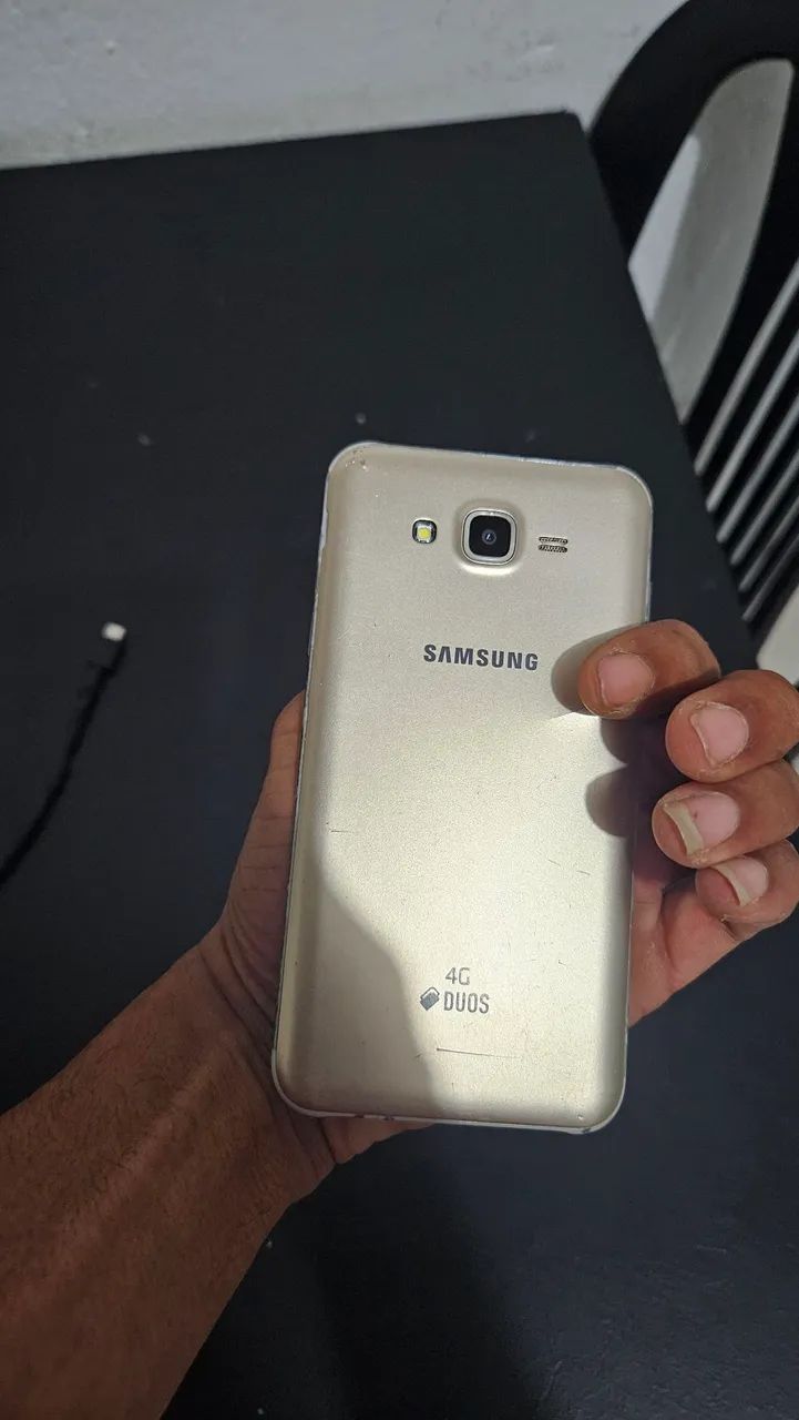 Vendo esse celular J7  - Foto 2