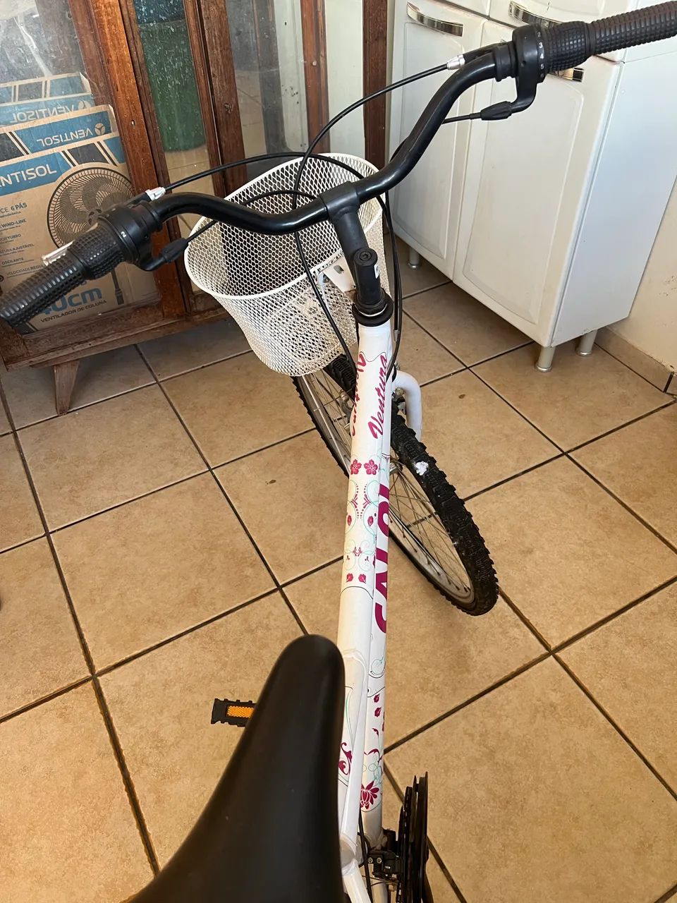 Bicicleta com cesta  - Foto 2