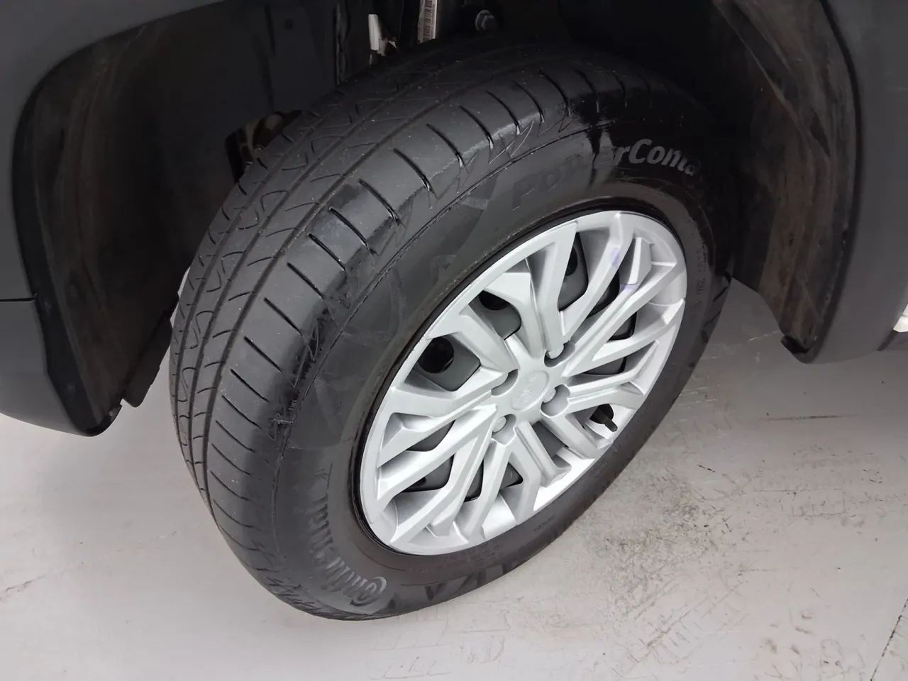 Fiat Strada Freedom 1.3 Flex 8V CD, foto 11 de 18