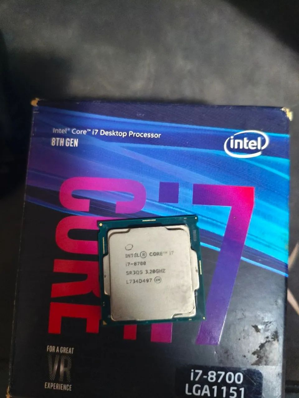Intel i7 8700