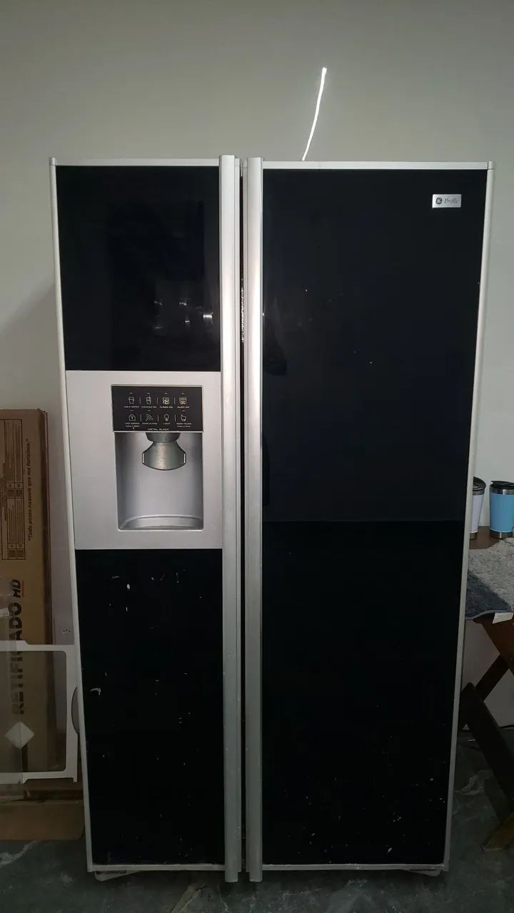 冷蔵庫 geladeira a venda Geladeira com pequeno defeito, gela por três ou quatro dias e