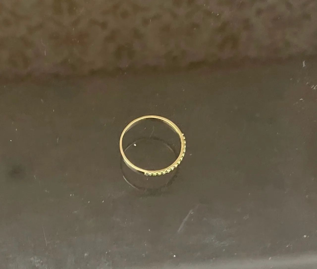 Anel ouro 18 com esmeraldas  - Foto 4