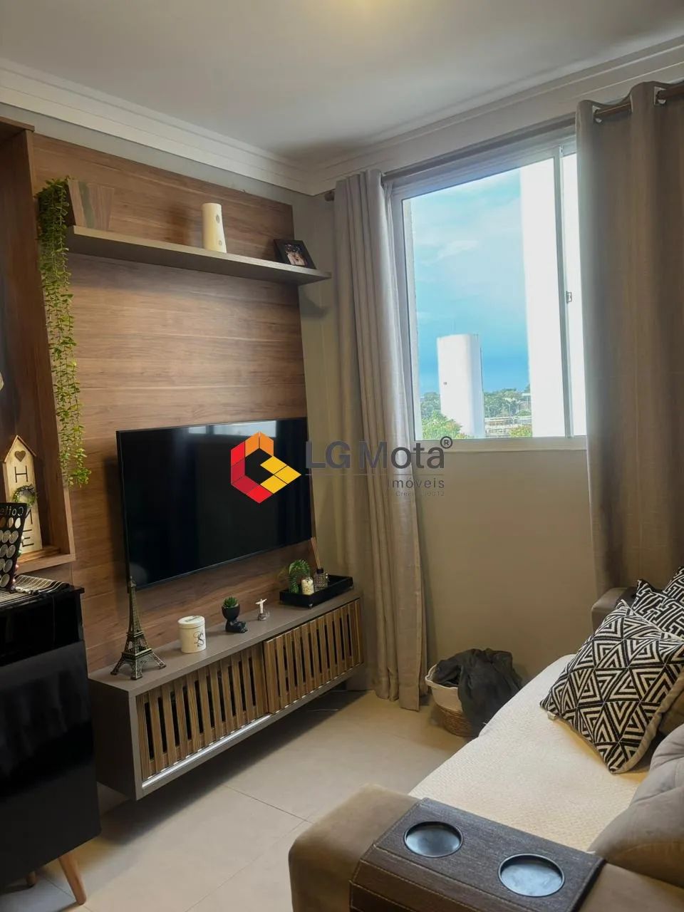 APARTAMENTO DE 2 DORMITÓRIOS
