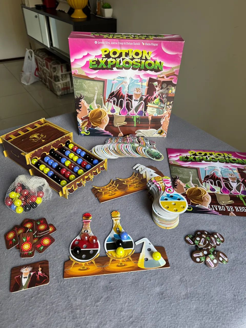 Jogo de tabuleiro POTION EXPLOSION - Foto 2