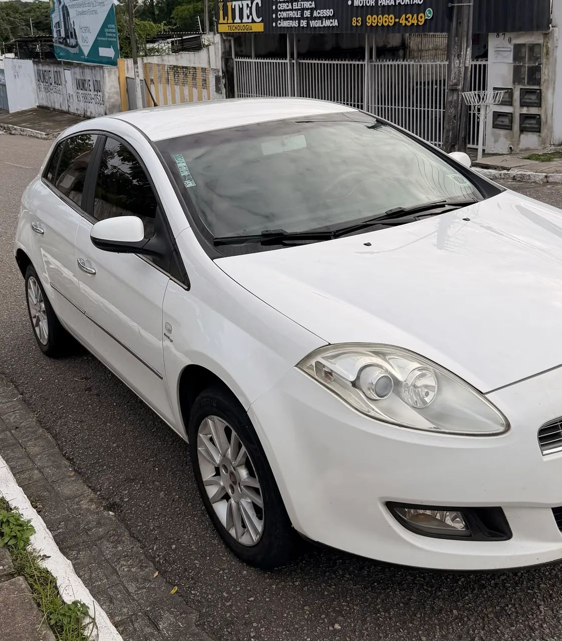 Fiat Bravo Bravo ESSENCE Dualogic 1.8 Flex 16V 5p 2013