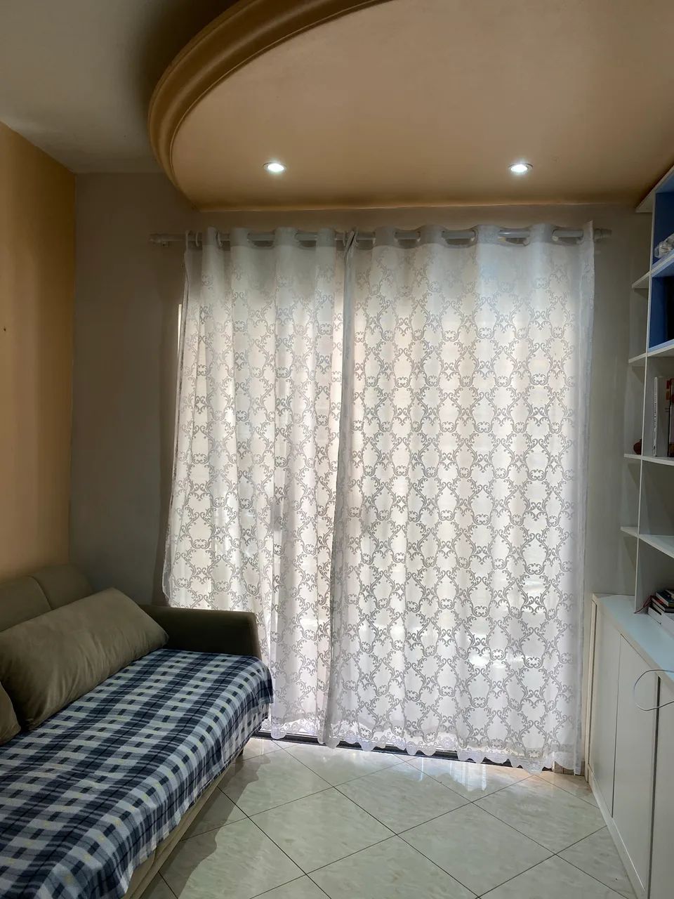 Apartamento Denize Mello, reformado. IPTU e condomínio em dia.