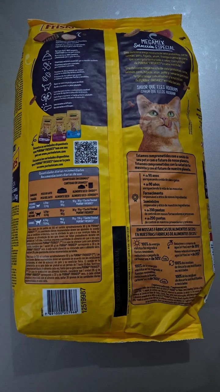 Ração para Gatos - Purina Friskies Megamix Castrados 3Kg (NOVO) - Foto 2