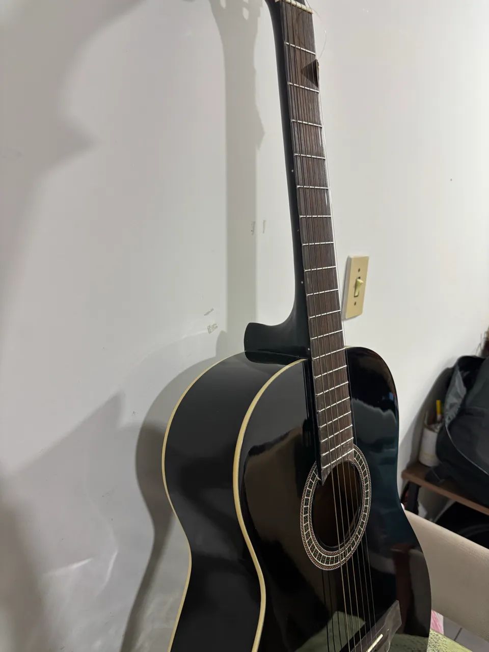 Vendendo um violão  - Foto 4