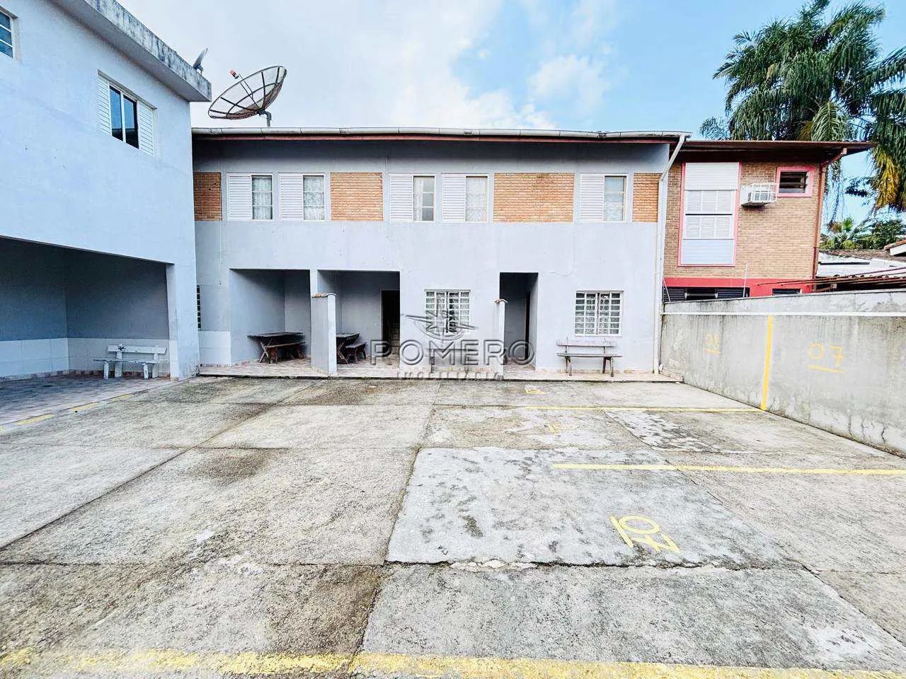 Fundo de comércio com 8 quartos, Praia da Enseada, Ubatuba - R$ 1.26 mi, Cod: 2730