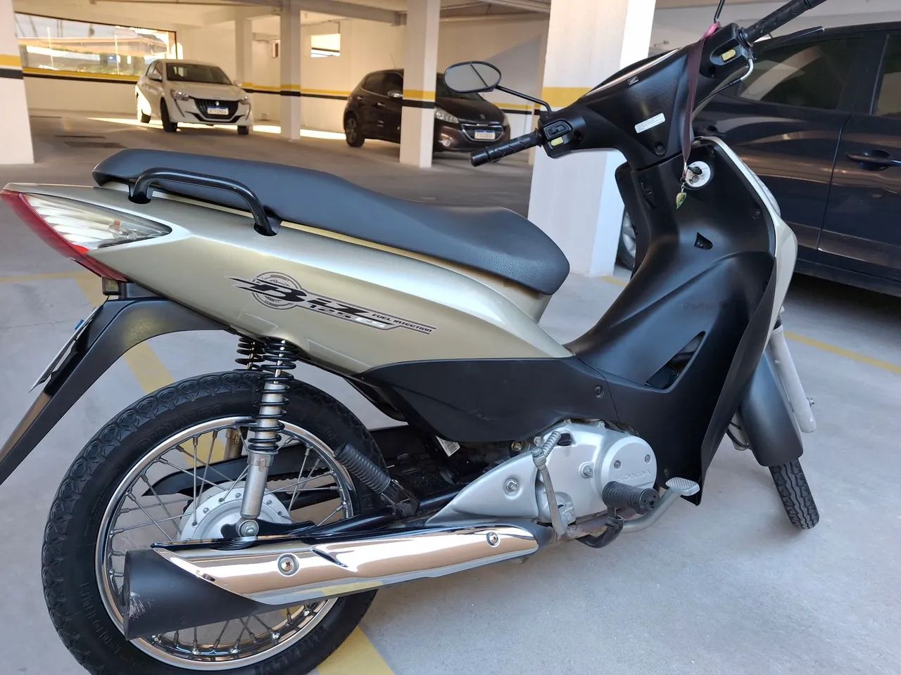 Biz 125 ES - Foto 3