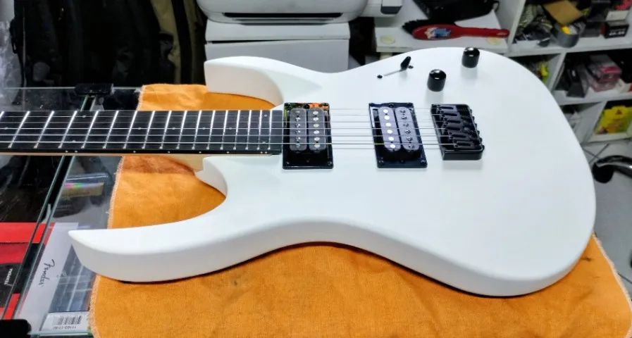 Guitarra S by Solar AB4.6W com Set Malagoli e Strap Lock - Estado de ZERO - Foto 2