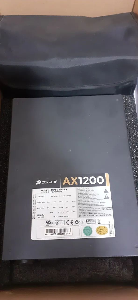 Fonte Corsair 1200 AX modular com Caixa para Computador - Foto 2