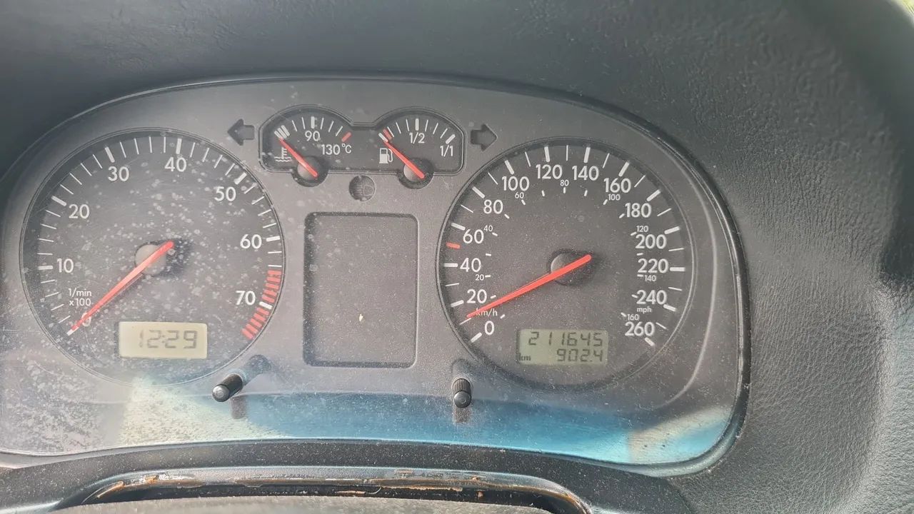 Volkswagen Bora Bora 2.0 8v Comfortline Mec. 2001
