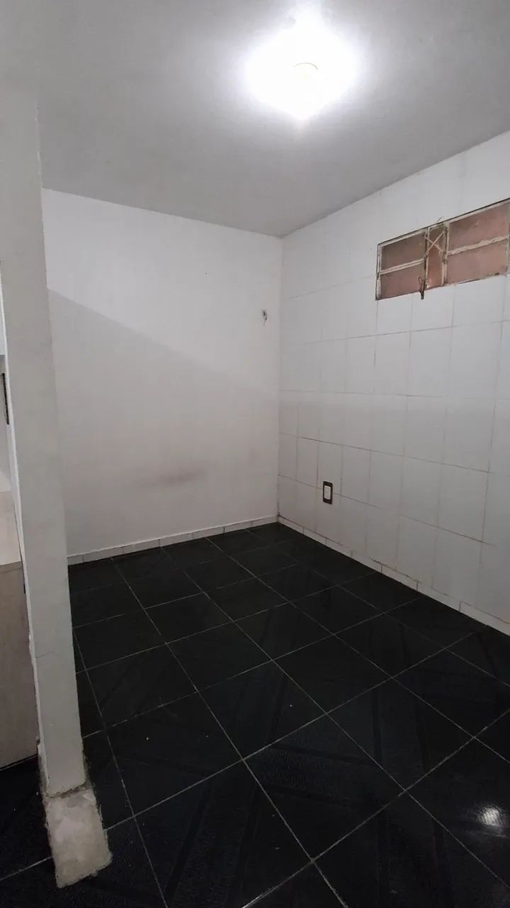 ALUGA-SE KITNET'S 650,00 - Foto 4