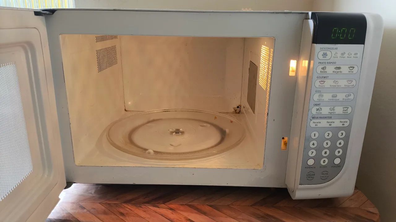 Microondas Electrolux MEF41 - Foto 3