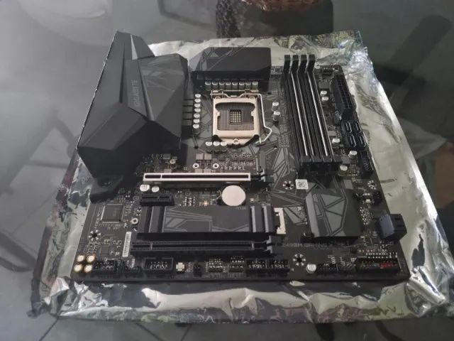 Placa Mãe Z490 GAMING X - Gigabyte - Foto 2