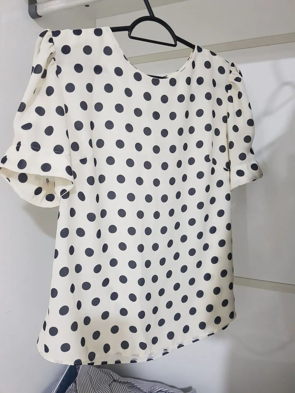 Blusa de Bolinhas tamanho (P)