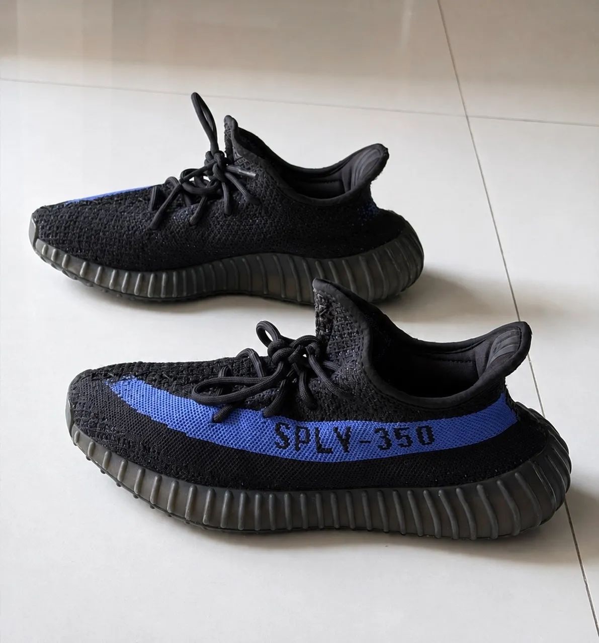Yeezy Boost 350 V2 Dazzling Blue 