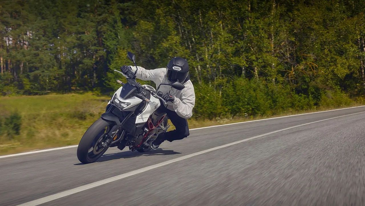 CB 750 HORNET ZERO KM  - Foto 4
