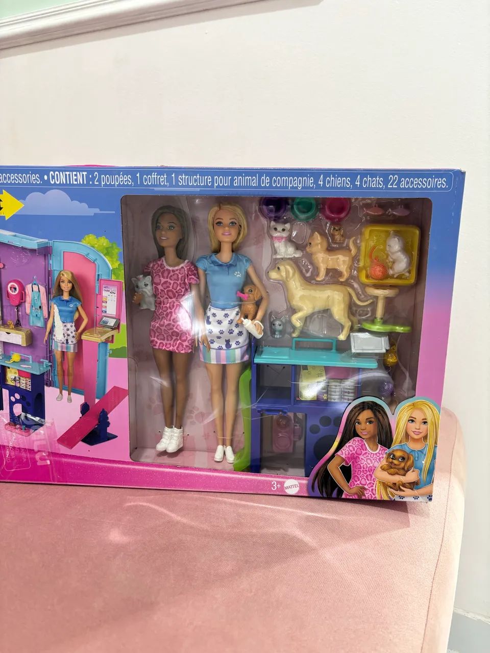 Barbie pet shop (LACRADO) com 2 Barbies inclusas  - Foto 4
