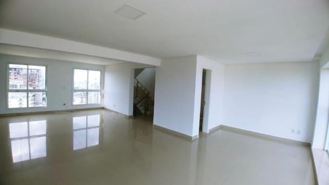 Exuberante Cobertura TRIPLEX no coração do Bueno