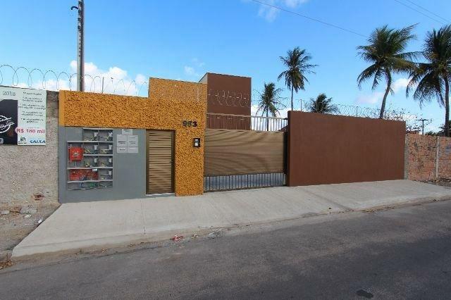 Casas duplex em condomínio fechado no Passaré
