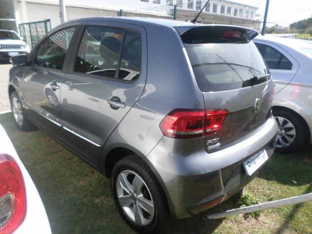 VOLKSWAGEN FOX 1.6 MSI HIGHLINE 16V FLEX 4P MANUAL - Foto 3