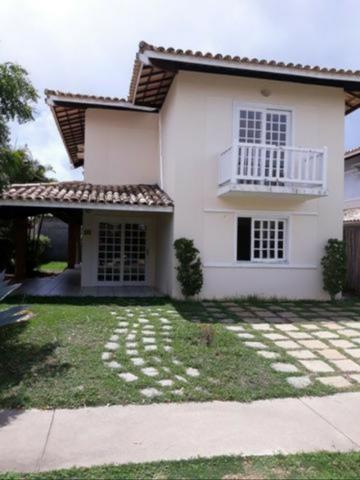 Excelente 4/4 com 450m² em Itapoã! Condomínio fechado