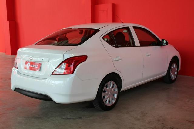 Nissan Versa - Foto 4