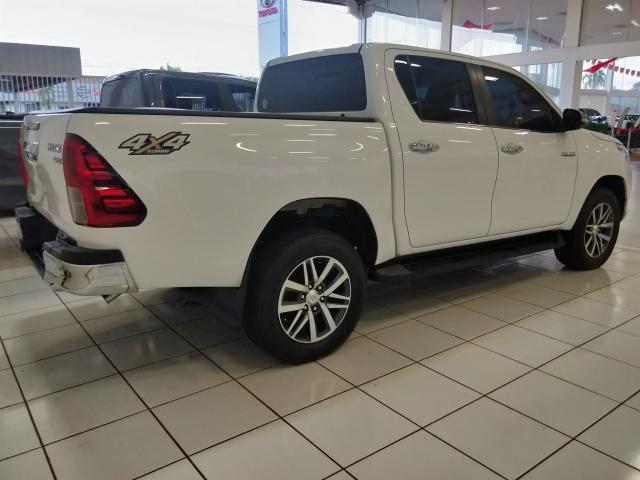 TOYOTA HILUX 2016/2017 2.8 SRX 4X4 CD 16V DIESEL 4P AUTOMATICO - Foto 9