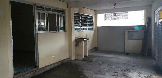 Casa 2 dormitorios, 2 vagas 1.000
