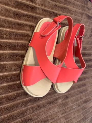 Lote De Roupas E Sapatos Menina De 3/4 Anos Mais De 30 Peça - Foto 3