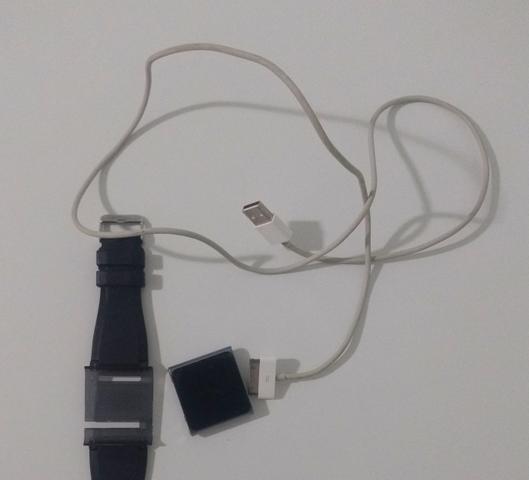 IPod Nano 8 GB Graphite + Pulseira Preta + Fone de Ouvido - Foto 4