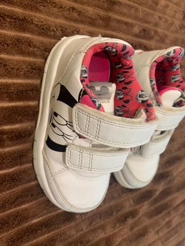 Lote De Roupas E Sapatos Menina De 3/4 Anos Mais De 30 Peça