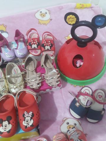 Lote de sapatos novos e usado - Foto 2