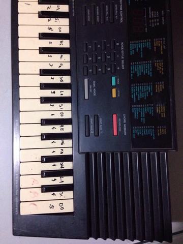 Teclado Yamaha PSS-280 - Foto 2
