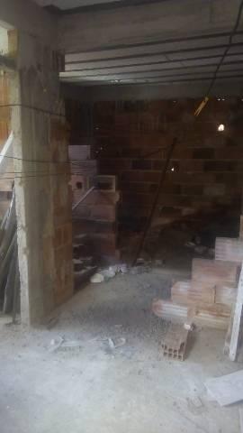Vendo uma casa