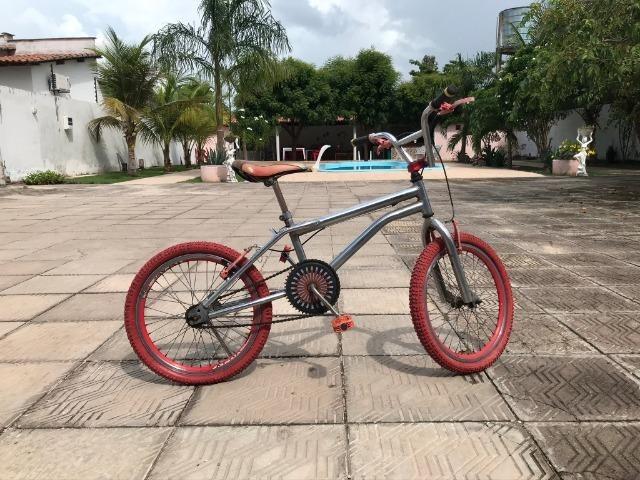 Bicicleta Pers. Vermelha - Foto 3