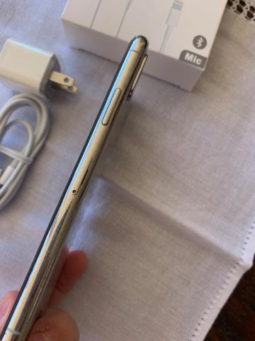 IPhone X 256GB Silver - praticamente sem uso - novissimo - completo - Foto 5