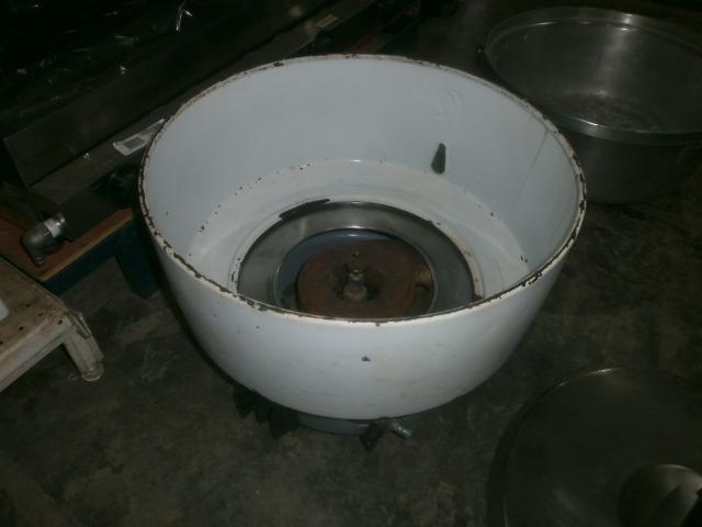 Panela com aluminio fundido e fogareiro em baixo - grande - Foto 5