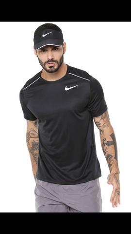 Nike Semi novos original